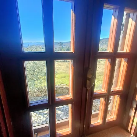 Quinta Amendoeiras * מדה